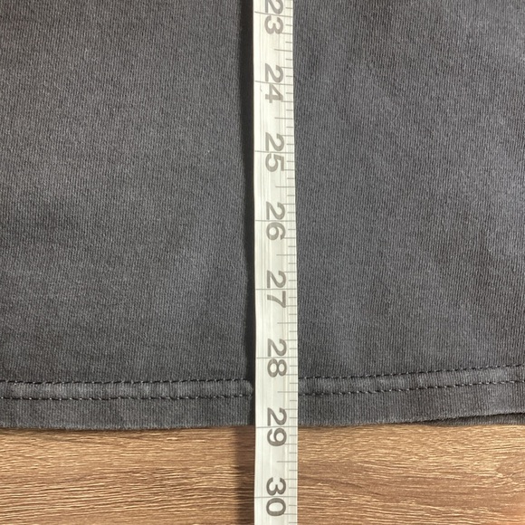 Unisex XL Black Embroidered Fired Up For Jesus Heavy Blend T Shirt - Picture 6 of 8